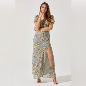 ASTR The Label SLATE Yellow SWEETHEART NECK Floral TWIST BUST Maxi DRESS Sz S